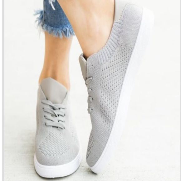 New in Box Grey Gray Lightweight Breathable Athletic Sneakers Tennis Shoes - Picture 8 of 8